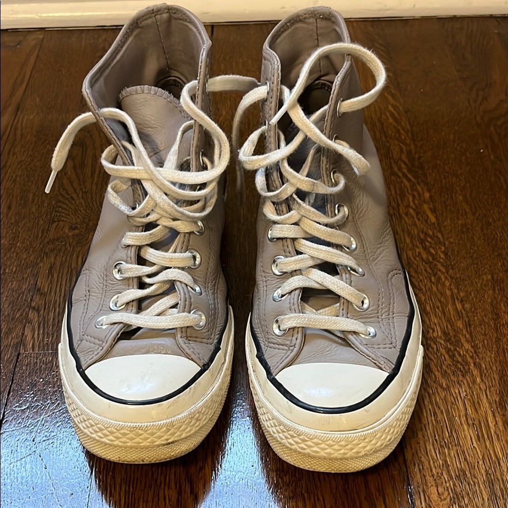 Converse Chuck 70s leather high tops men’s 7.5 women’s 9.5